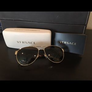 Authentic Versace Sunglasses 😎